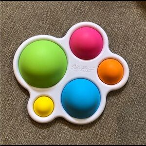 🧠 Fat Brain Dimpl – Colorful Sensory Fidget Toy